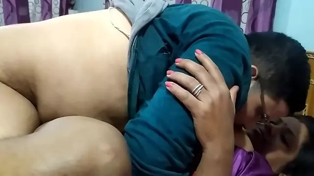 Hot Sushma Hard Rough Sex On Bed With Hindi Audio
