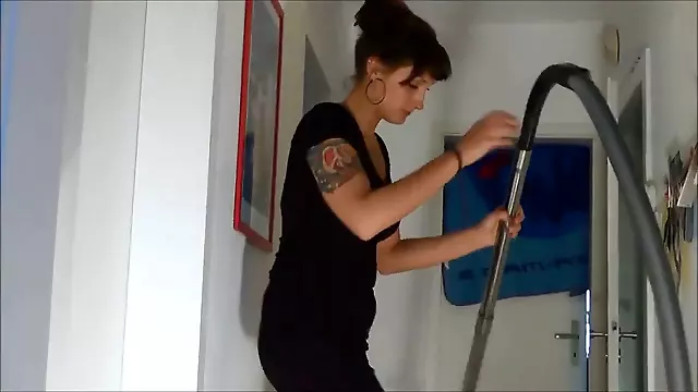 Recent, aunty house cleaning, cleaning the house buttcrack