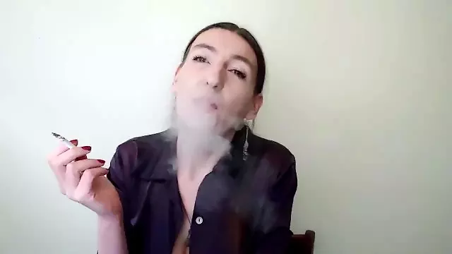Cigarro Amador, Amadoras Real, Boa Foda Grátis Amadora, Morenas Gostosas, Morenas Fumando