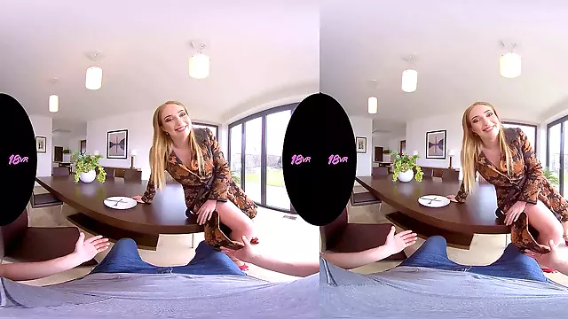 18VR huge-chested wifey Liza Billberry obeys Her Pussy For Dinner