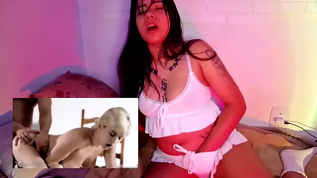 Onlyfansgirl Thevairus React Porn : Noivo Chifrando Com A Cunhada