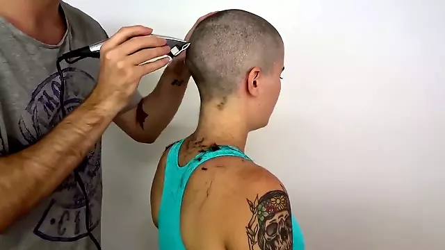 Hairjob, female headshaving bald