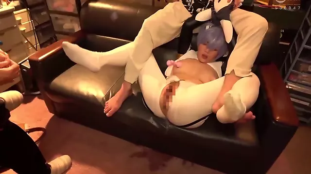 Changing A Housewife Into A Rei Ayanami Costume : Yuriko Mikumo 47 Years Old - Part.1 Part 6