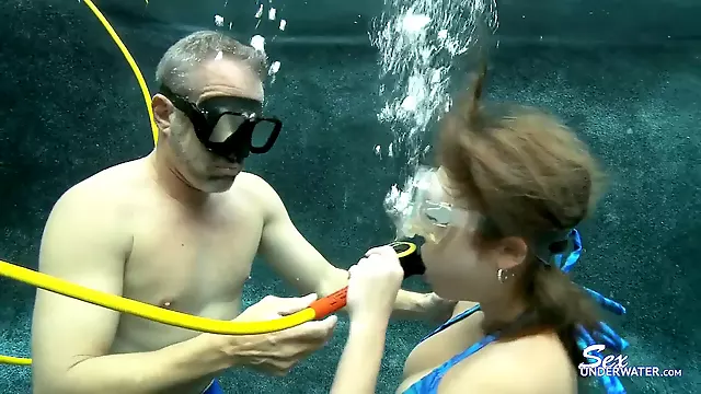 Woman drowning underwater peril, girls having sex underwater, free divers