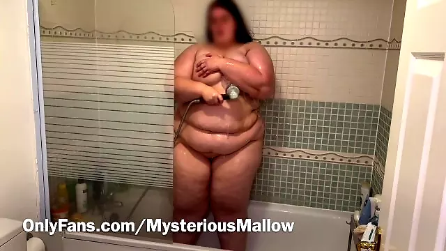 Fat British BBW PAWG Mysterious Mallow Taking a Shower