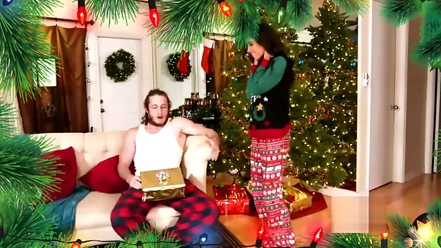 CHRISTMAS 2017 suck, fuck and cumshot compilation!