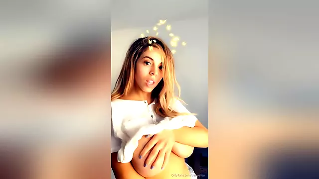 Ayala Nude Teasing Video Leaked