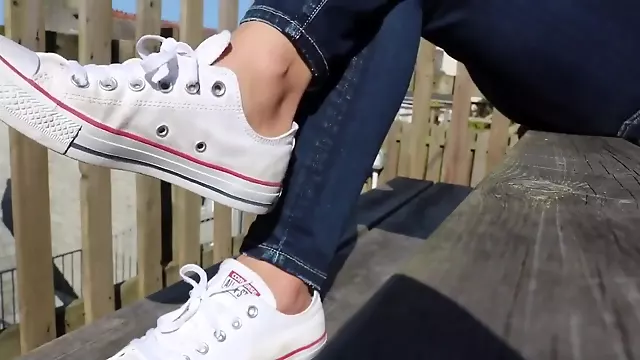 Converse Chucks Feet