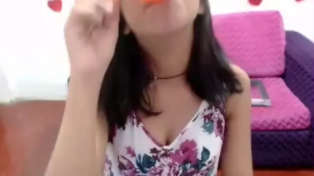 Hot mom webcam, colombian mom, mom webcam