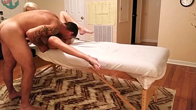 Massage turns to fucking a really hot blonde