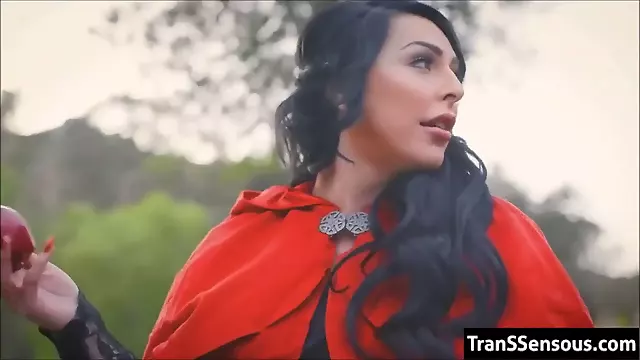 Çalanşik Kobud, Turk Trans, At Qız, Ağırsikişmə Lezbilər, Trans, Trans Evde, Trans Lezbi, Lezbiyen Xalawka