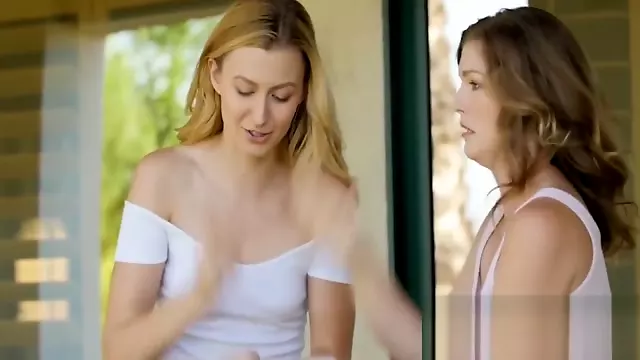 Horny babes Alexa Grace and Ella Nova enjoy in lesbian sex