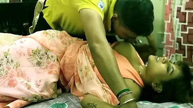 آسیایی همسر, ویدیو ساک زدن زن خیلی چاق, پستون گنده هندی, سینه های بزرگ وتوگیپ, عکس سینه سبزه