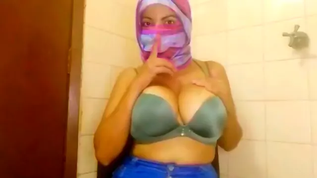 Arabes Chichonas, Porno Video Cocegas Na Xoxota Primo, Adolescente De Buceta Grande, Teens Masturbação