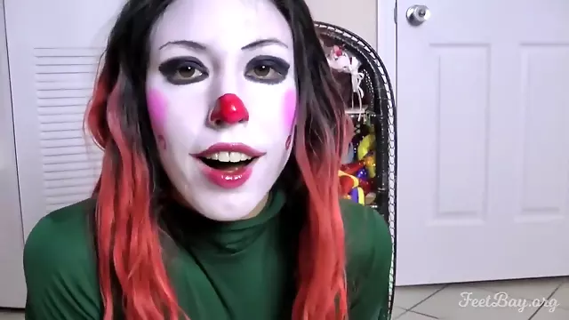 Sexy Clown Girl shows off how Big her feet are